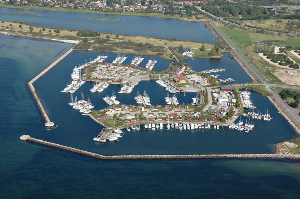 Havneplads i Brøndby havn s...