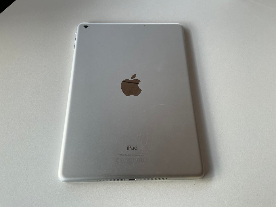 iPad Air, 16 GB, hvid