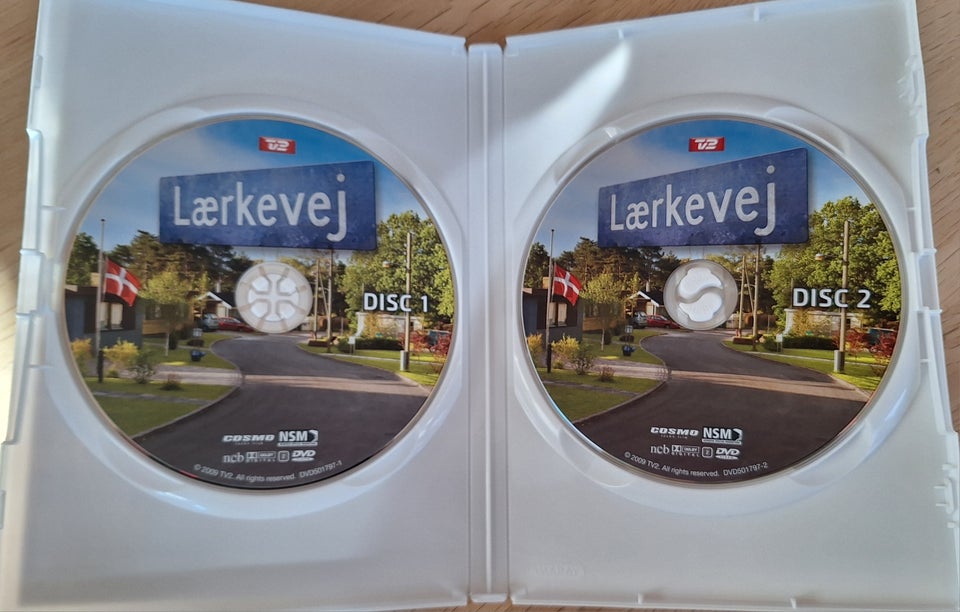 Lærkerede sæson 1 DVD