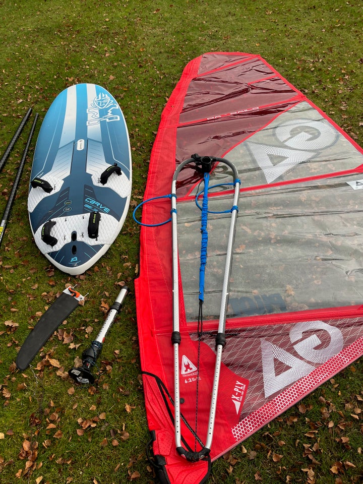 Windsurf, STARBOARD Carve