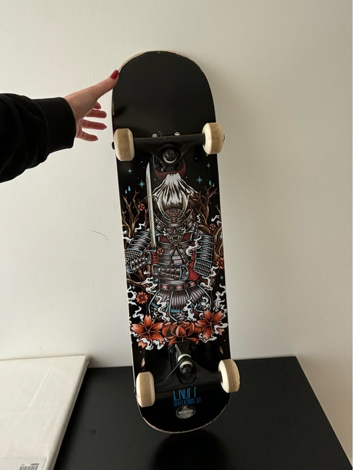 Skateboard ENUFF str 75”