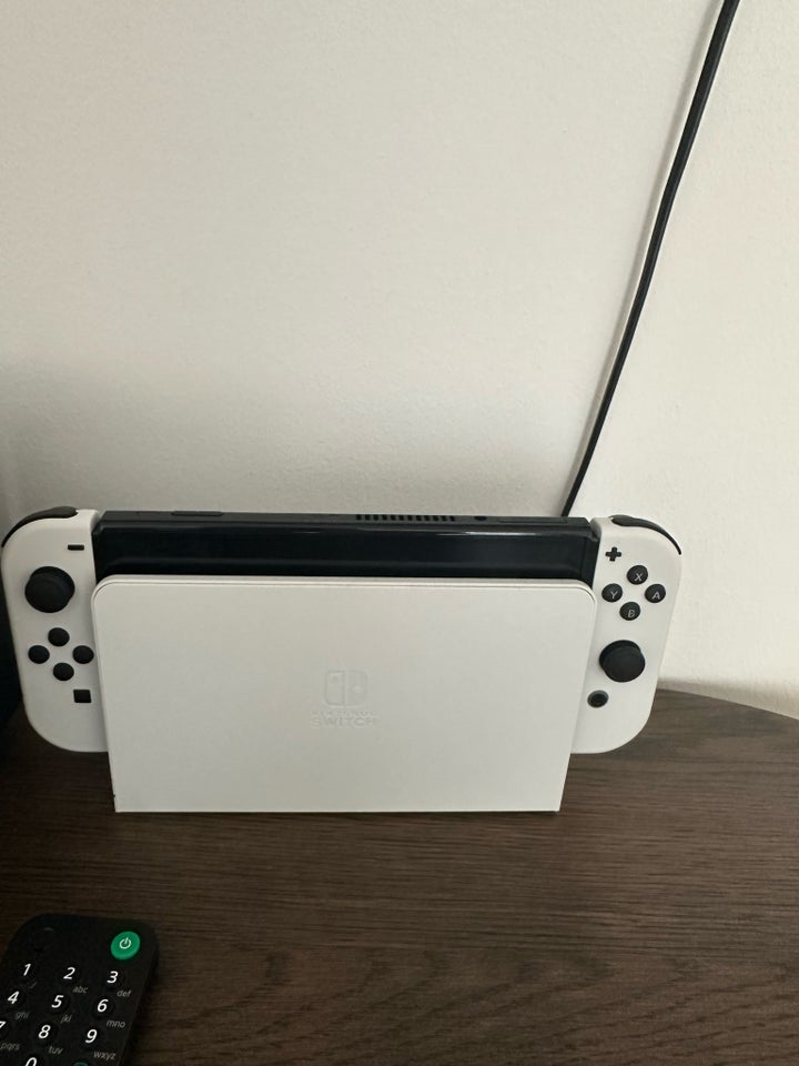 Nintendo Switch OLED Perfekt