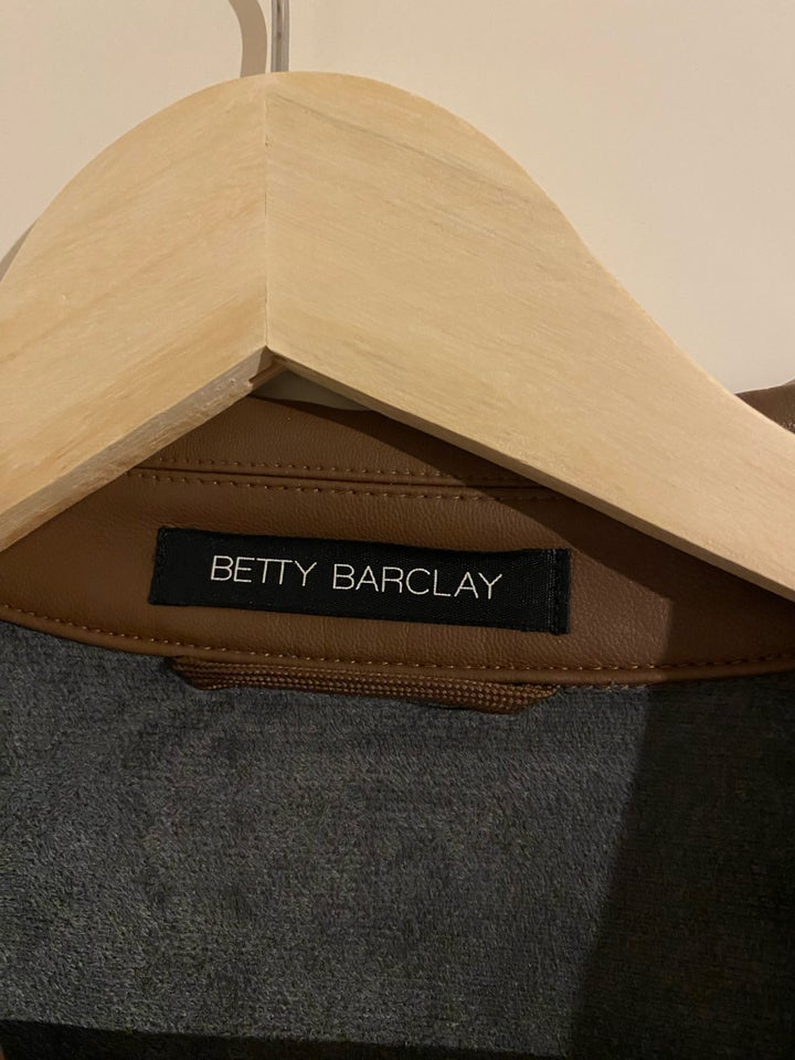 Jakke, str. 44, Betty Barclay