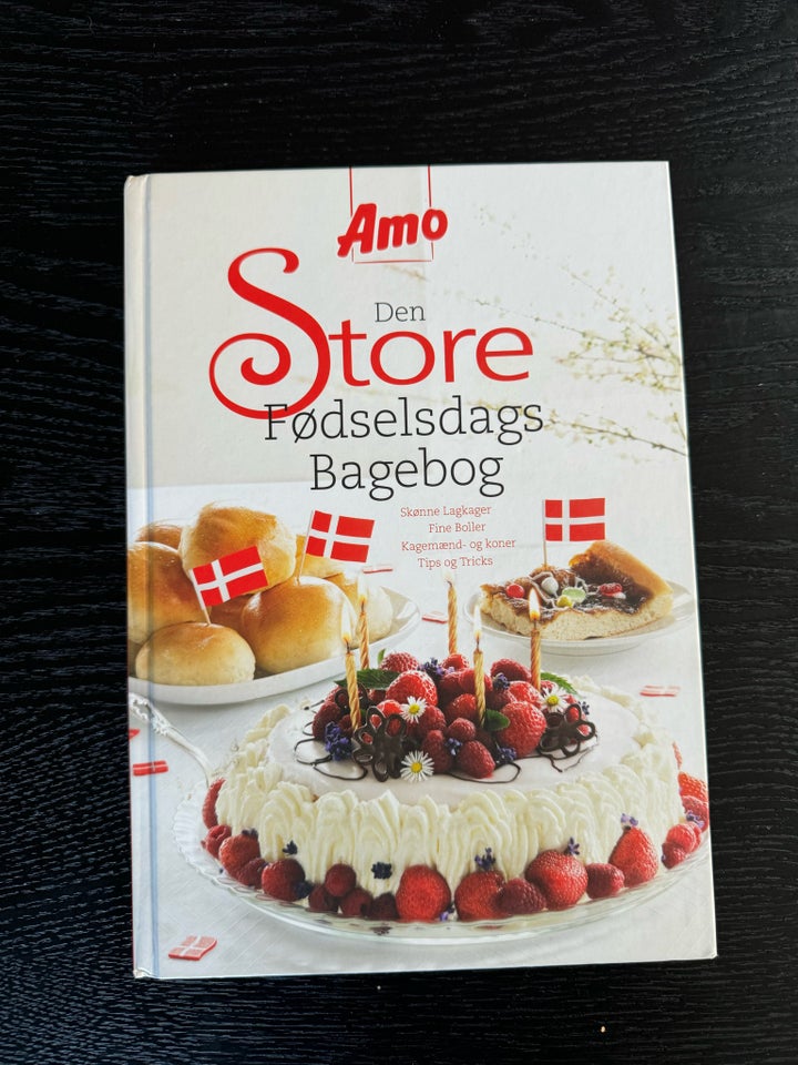 Den store fødselsdagsbagebog, Amo