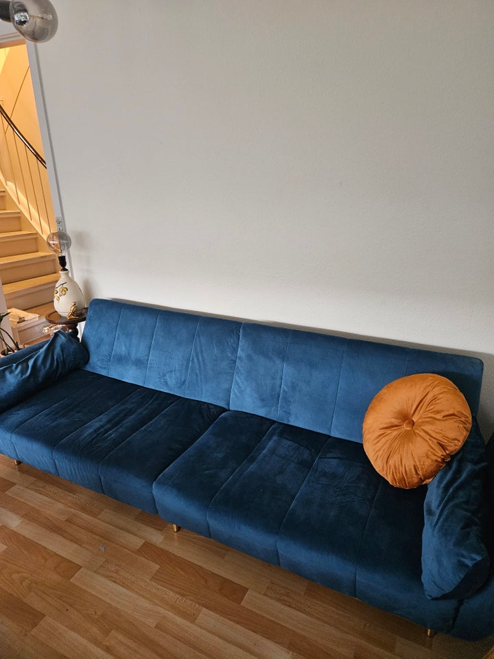 Sovesofa, b: 235 l: 56 h: 100