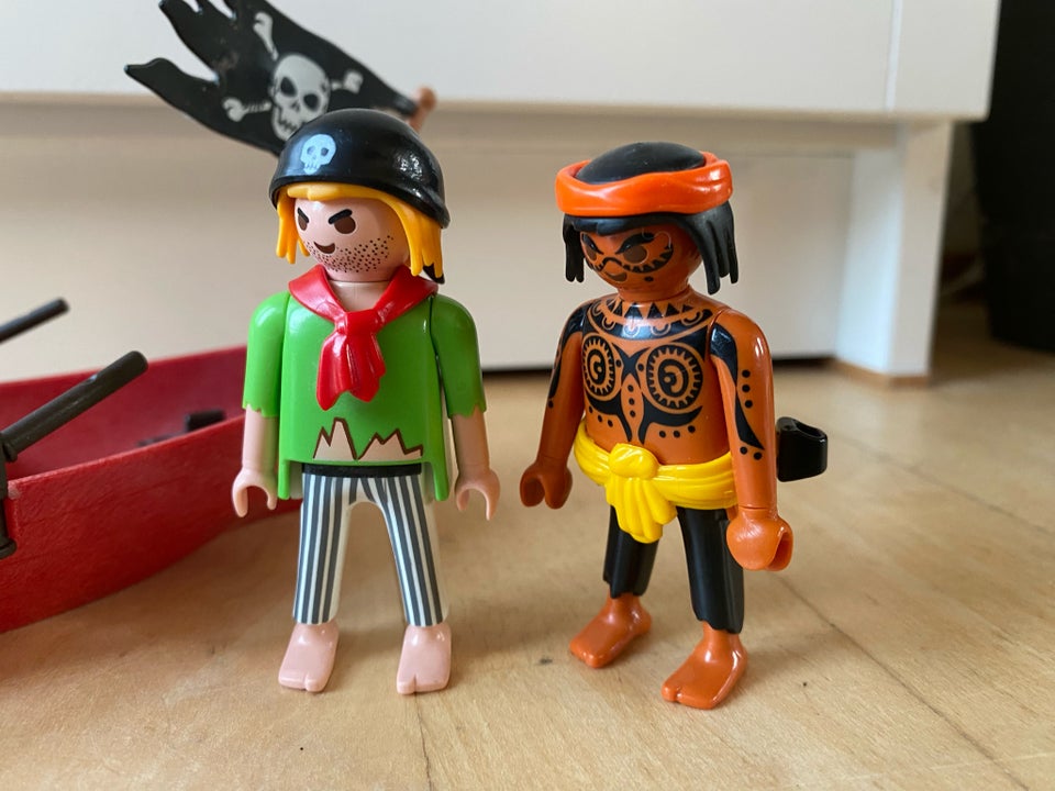 Playmobil, Piratbåd med haj,