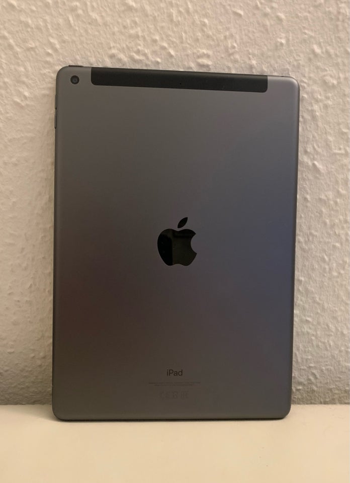 iPad 7, 32 GB, sort