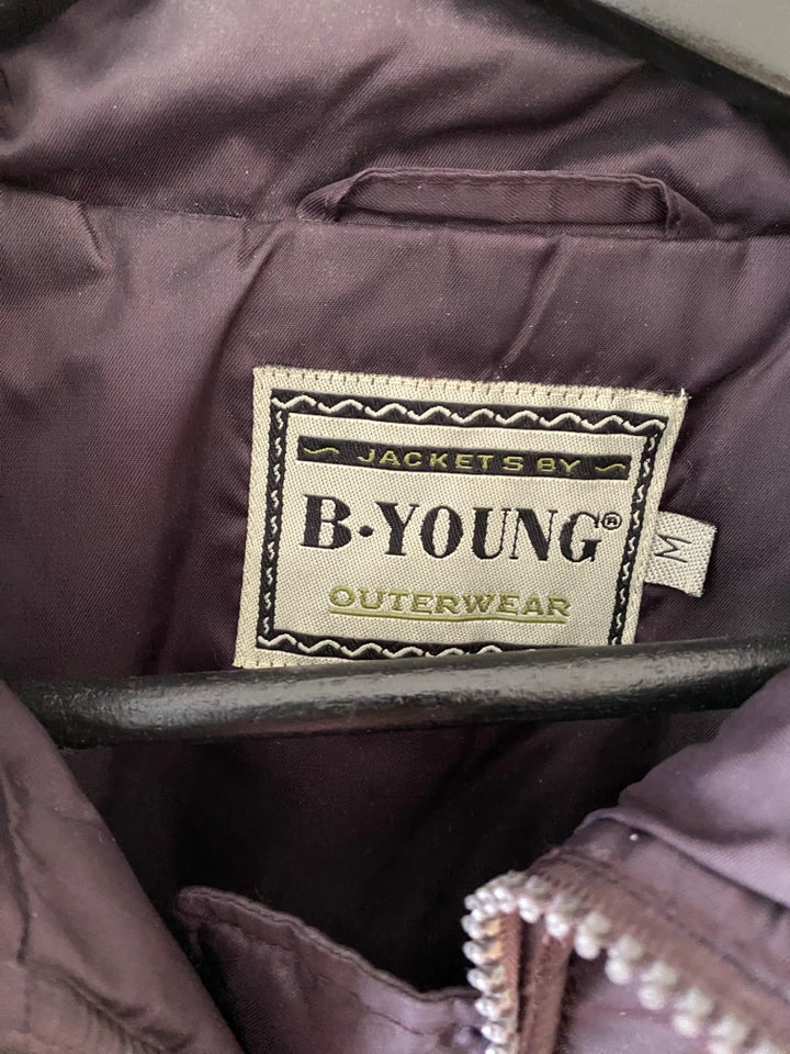 Vest, BYoung, str. Medium