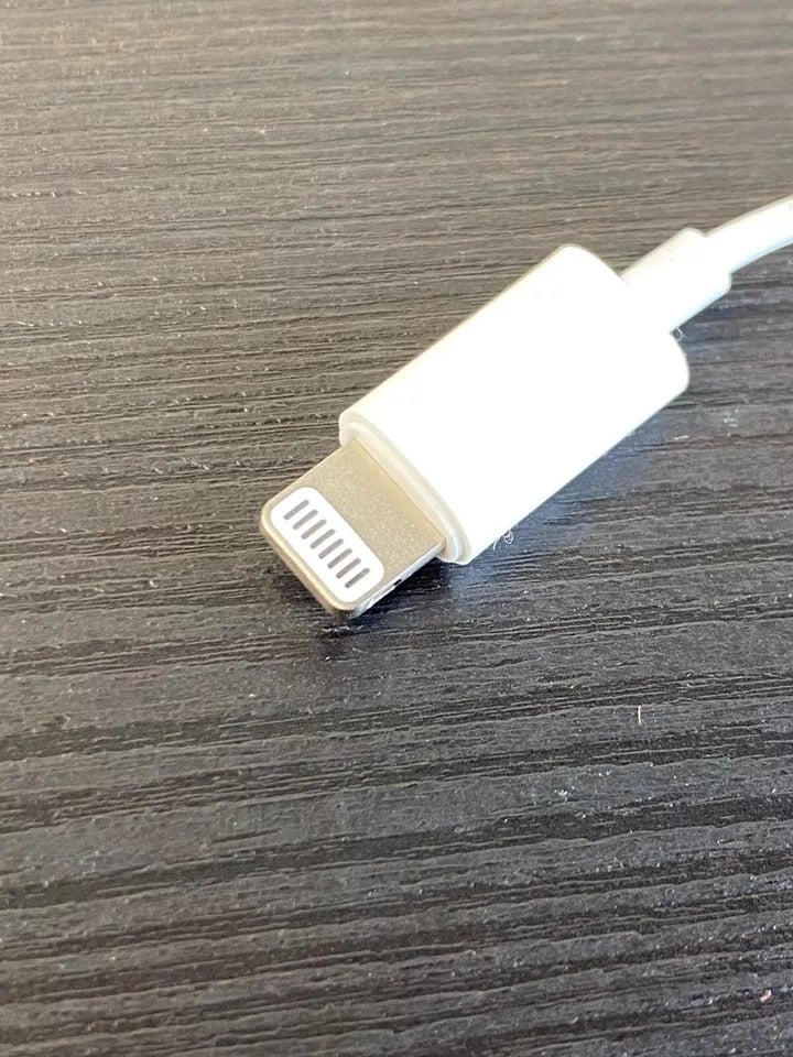 Adapter, t. iPhone