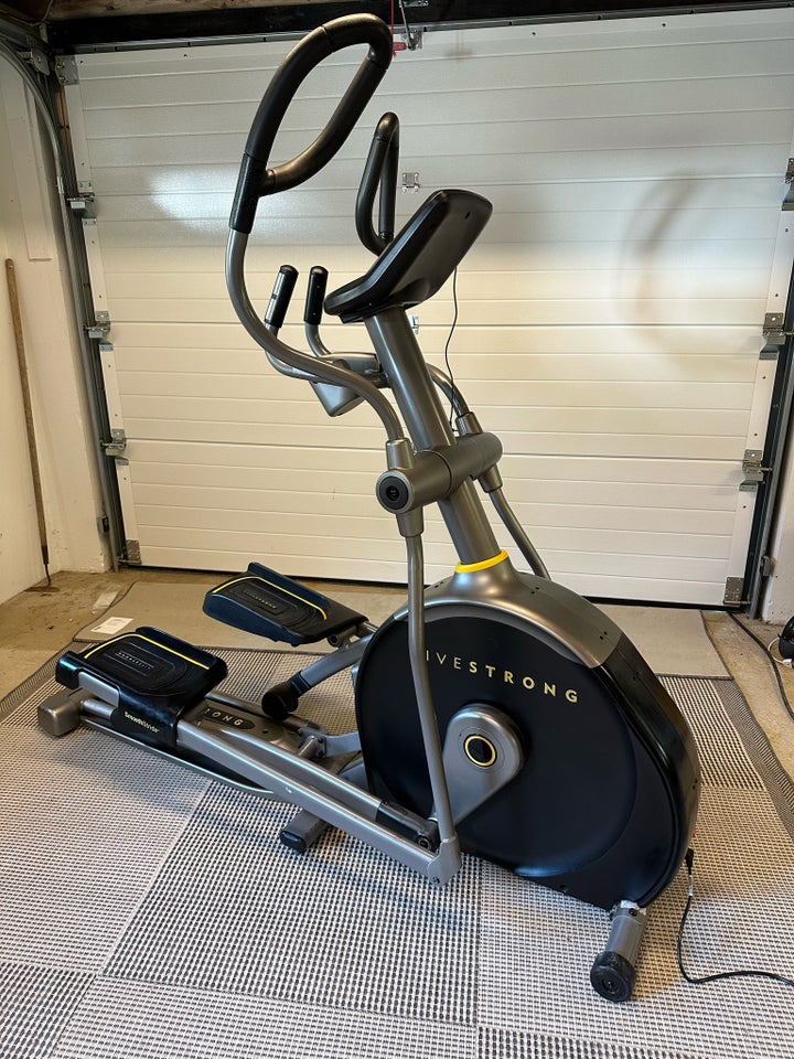 Crosstrainer, Livestrong