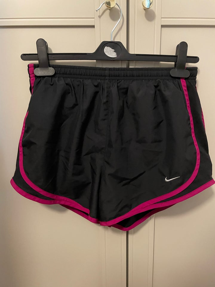 Shorts, Shorts, Nike