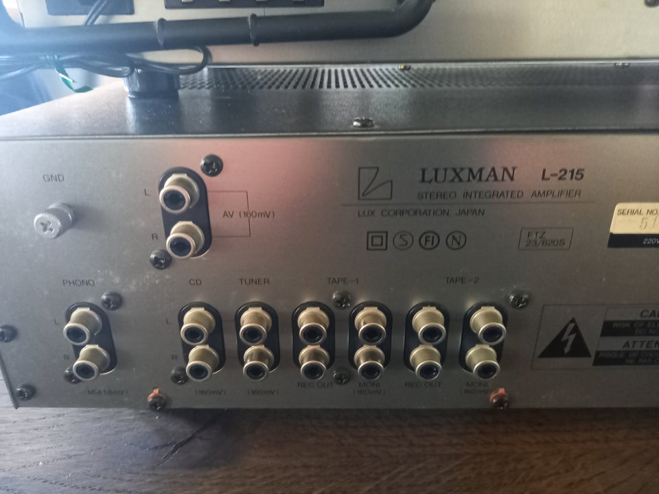 Stereoanlæg , Luxman, T215 L215