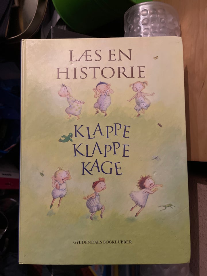 Læs en historie klappe klappe kage,