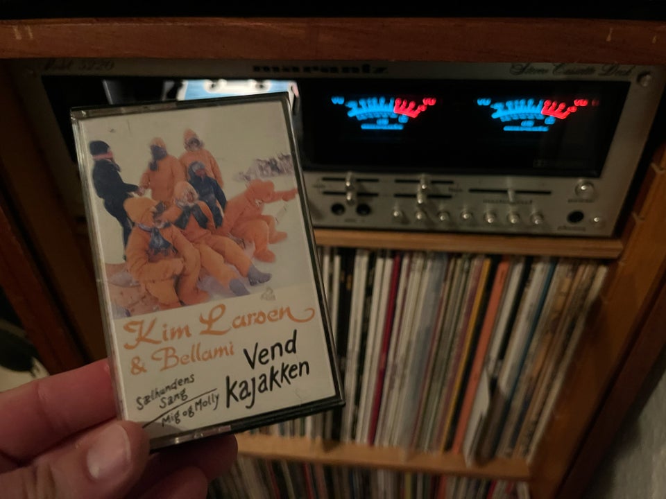 Bånd, Kim Larsen  Bellami, Vend