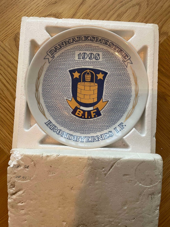 Porcelæn, Brøndby IF