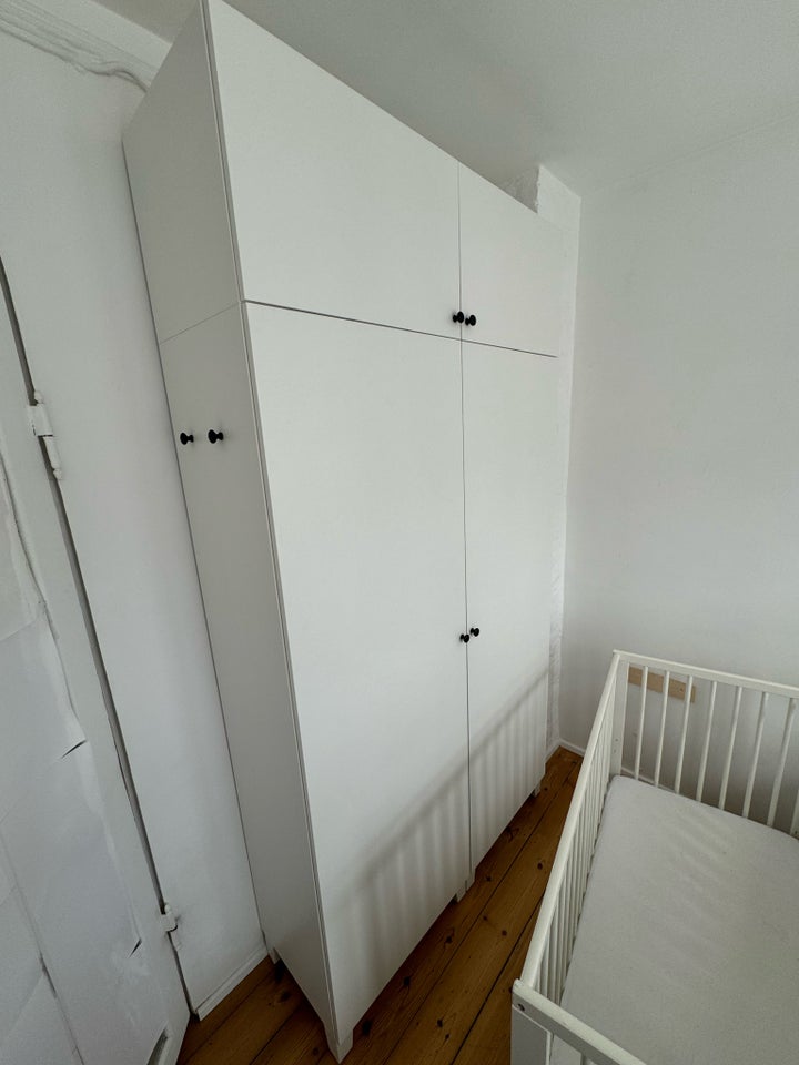 Garderobeskab IKEA b: 120 d: 40 h: