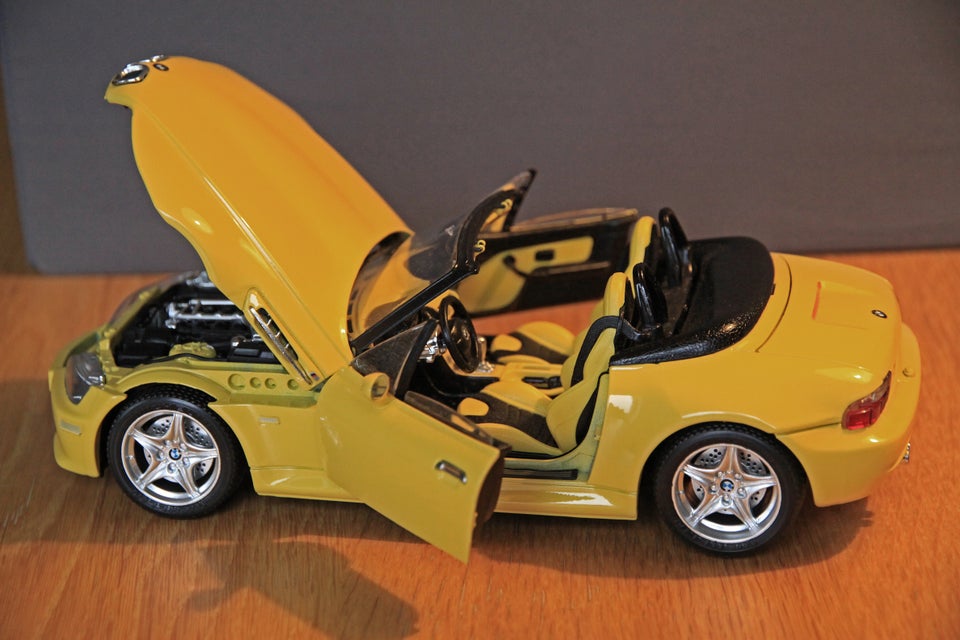 Modelbil, BURAGO 1:18 BMW ROADSTER