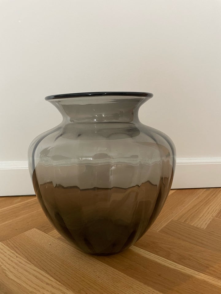 Vase, Ukendt