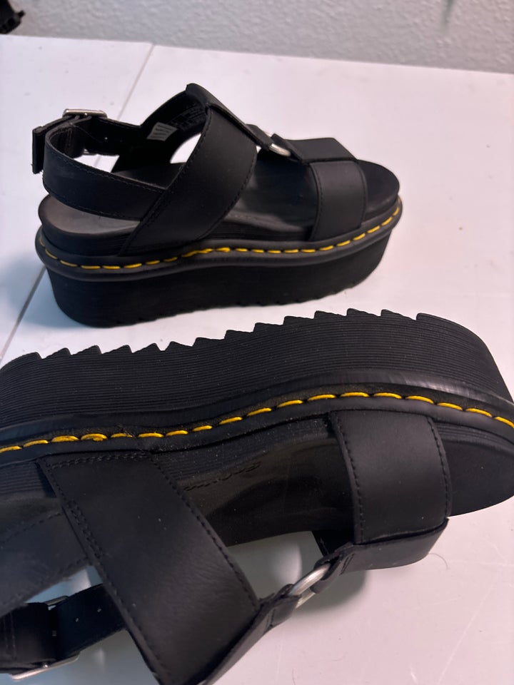 Sandaler, str. 37, Dr martens