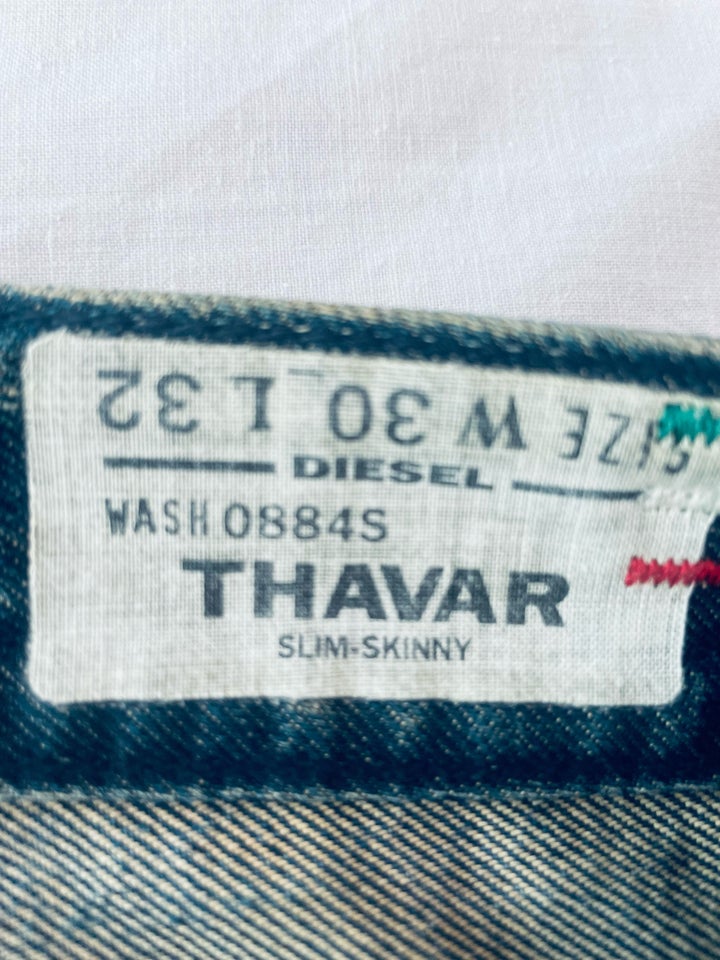 Jeans, Diesel, str. 32