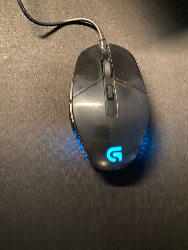 Mus Logitech G303 Daedelus Apex