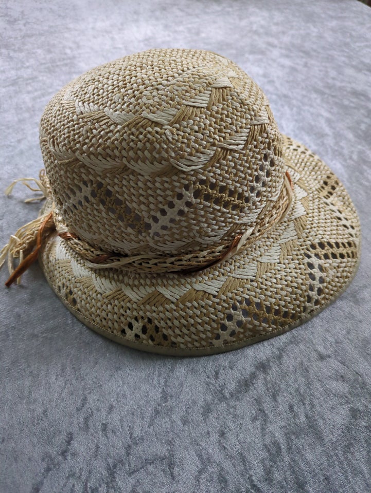 Hat, ?, str. 56?