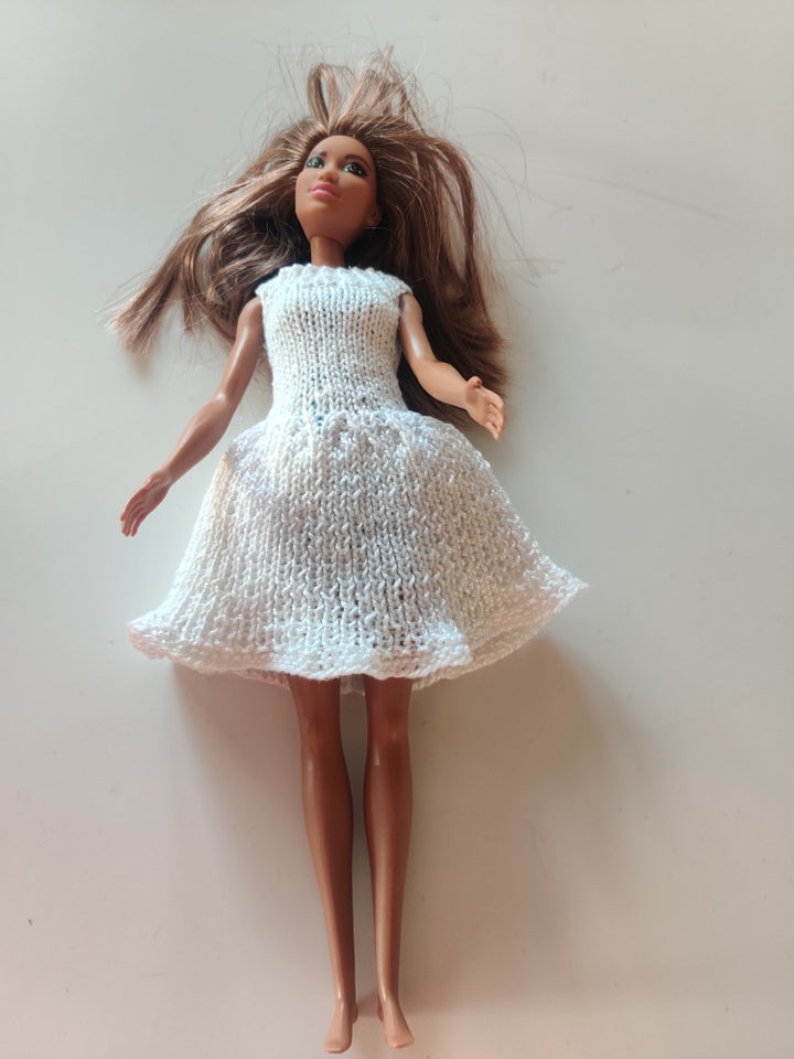 Dukketøj, Hjemmestrikkede Barbie