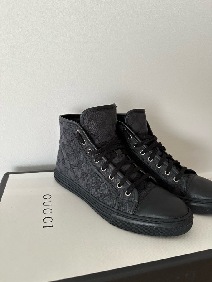 Sneakers, GUCCI, str. 42