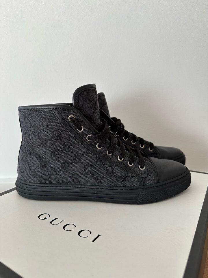 Sneakers, GUCCI, str. 42