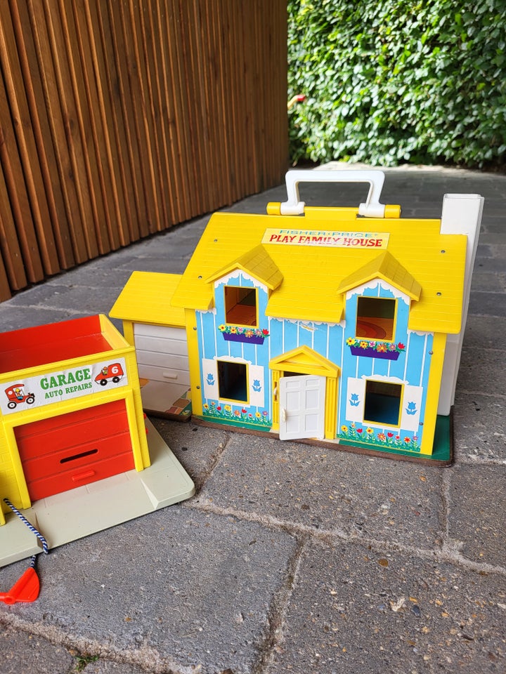 Fisher-Price klassikere, Huse,