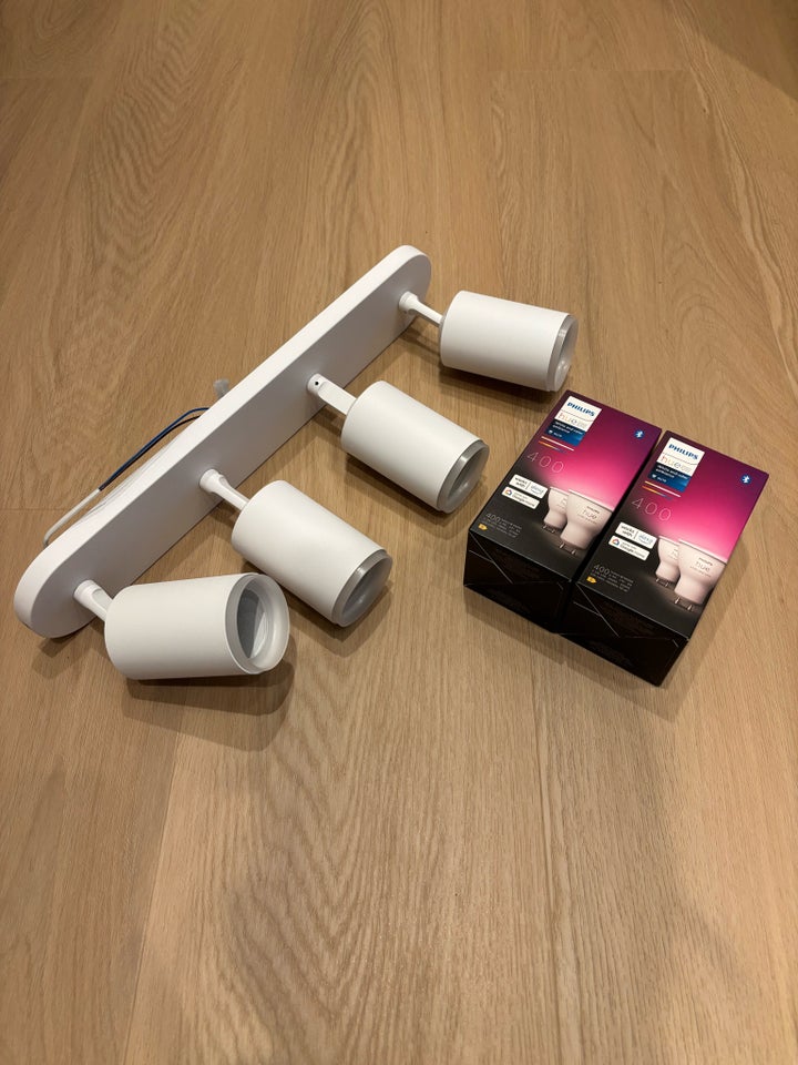 Spot, Philips Hue