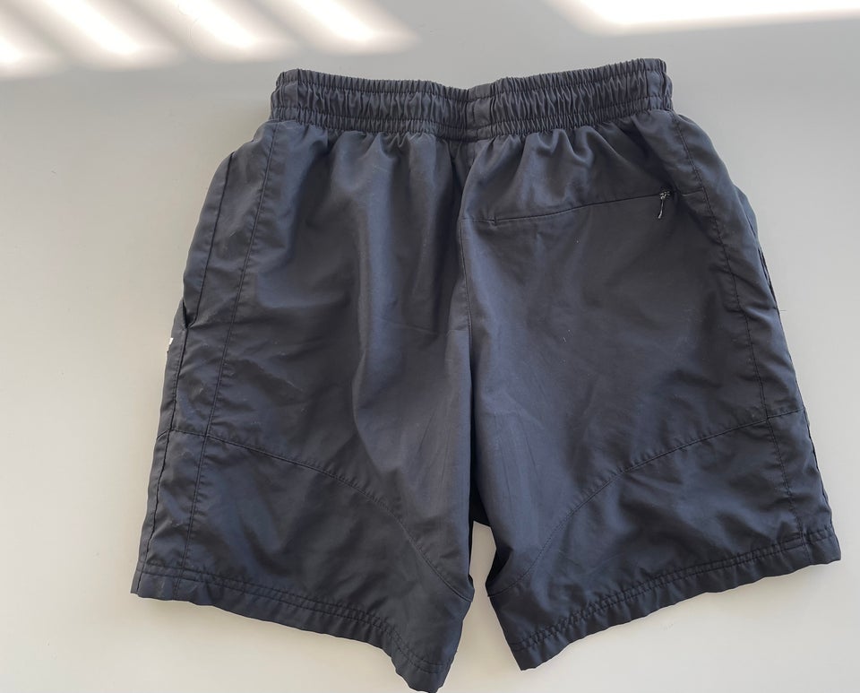 Shorts Nike str 36