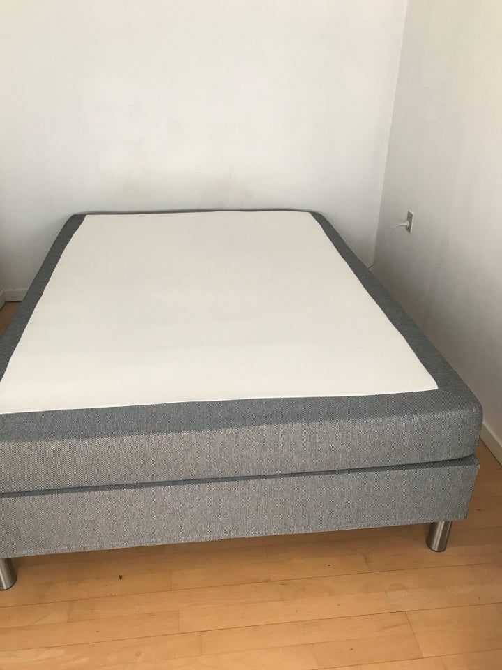 Double Bed, Jysk