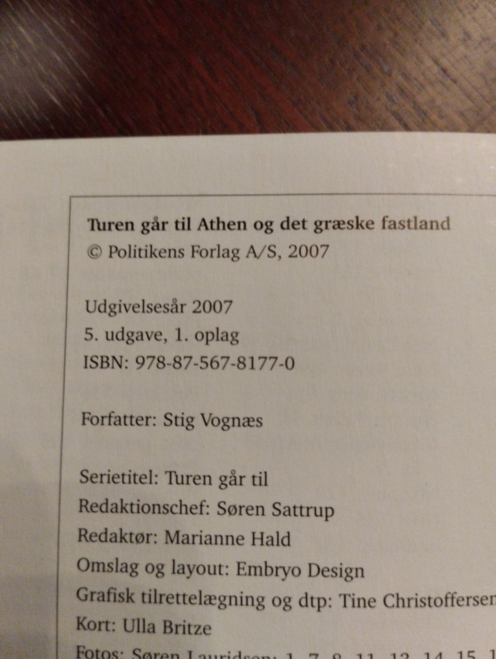 Turen går til Athen, emne: