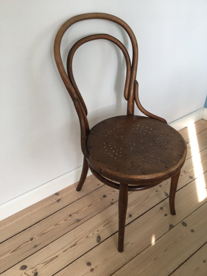 Anden arkitekt Wiener Thonet