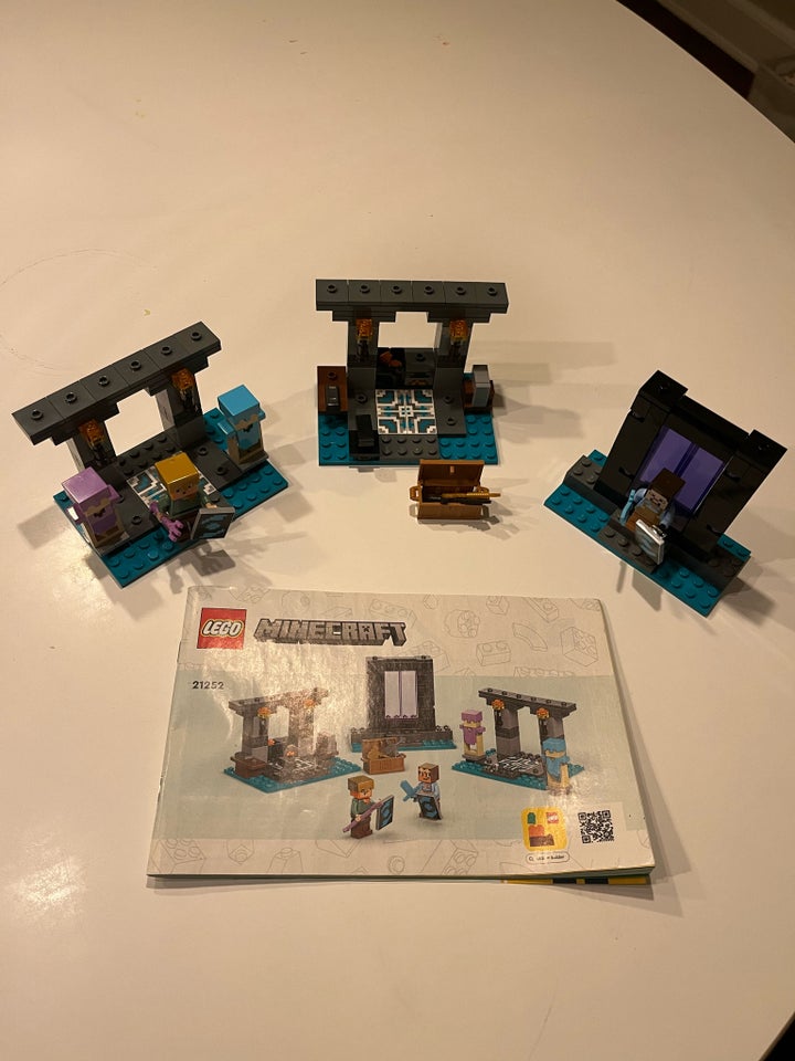 Lego Minecraft, 21252