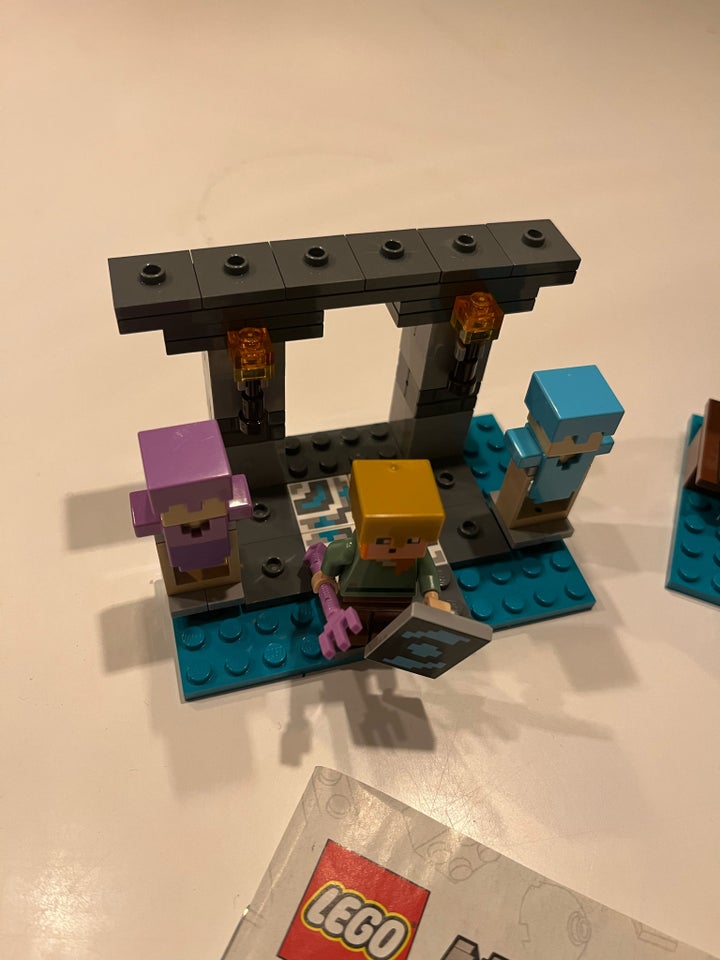 Lego Minecraft, 21252