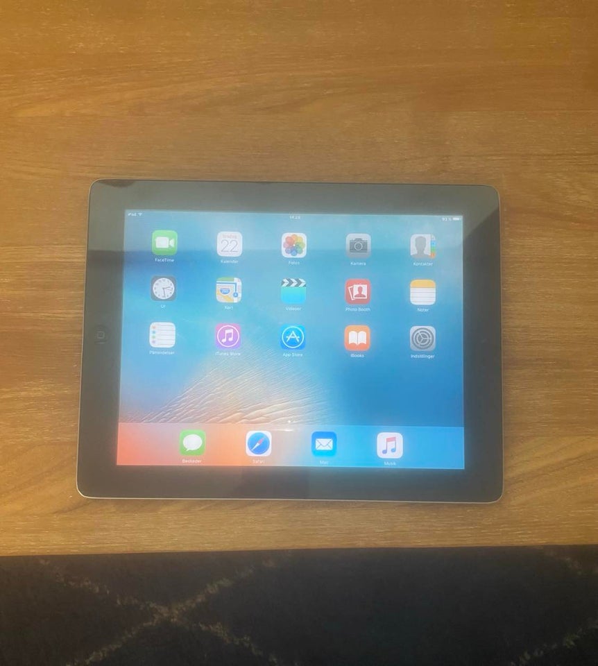 iPad 2, 16 GB, God