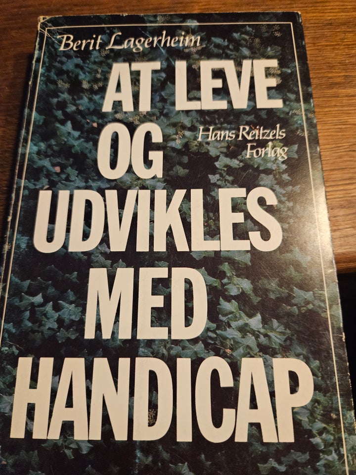 At leve og udvikles med handicap,