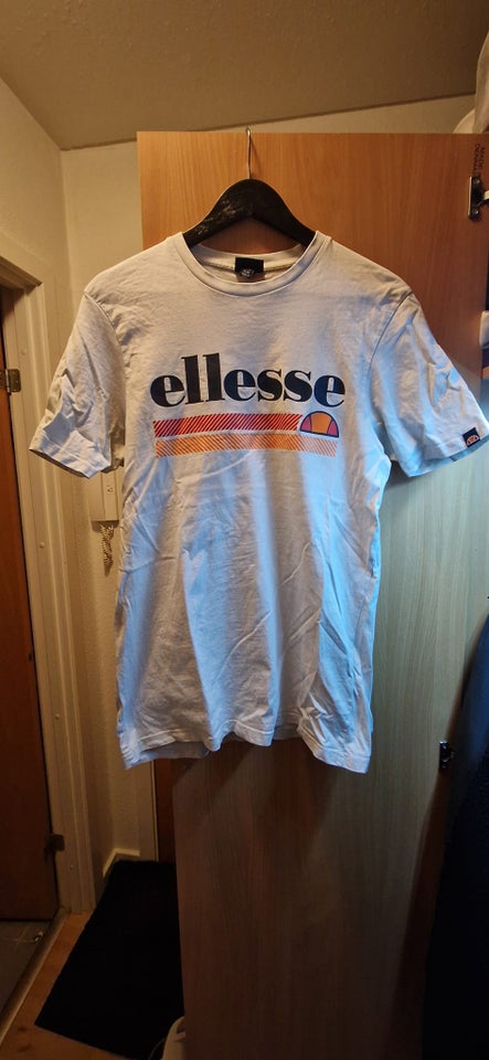 Blandet tøj, Ellesse / Tommy