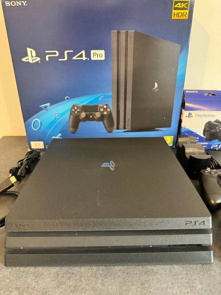 Playstation 4 Pro 1TB Jet Black