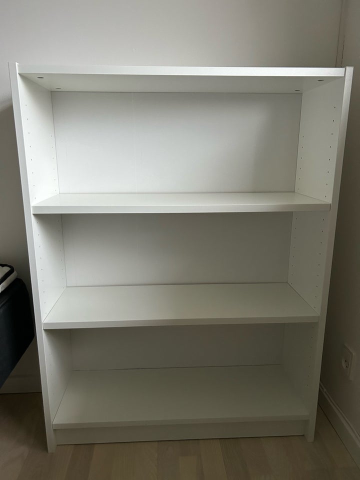 Vægreol, Ikea Billy, b: 80 d: 28 h: