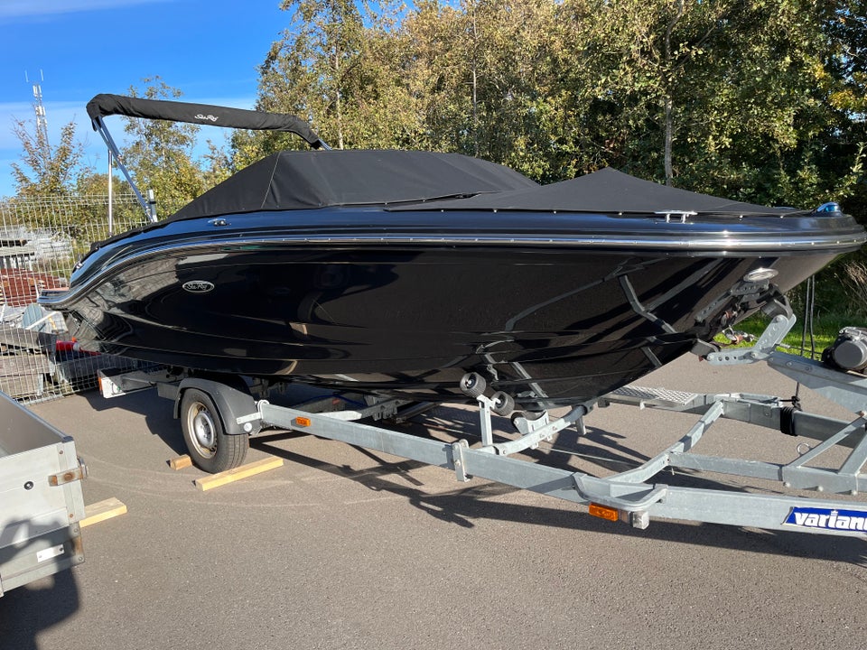 Sea Ray spx black beauty