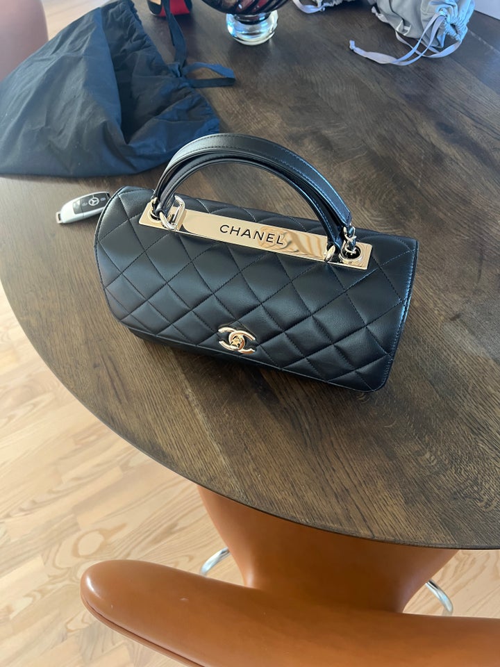 Crossbody Chanel kalveskind