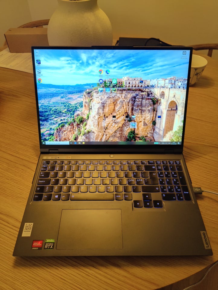 Lenovo Legion 5 Pro, 16 GB ram, 1000