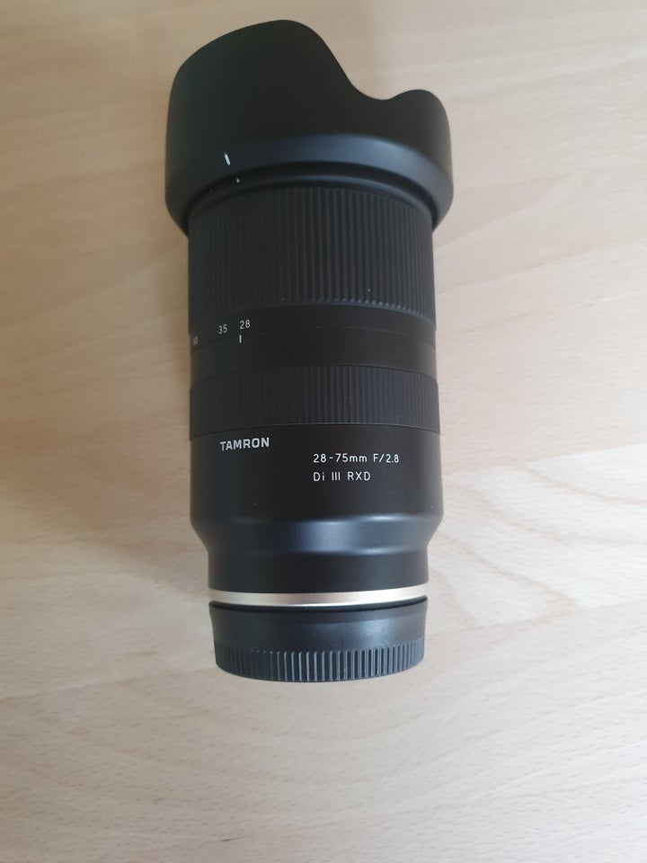 Tamron 28-75mm F/2.8 Di III...