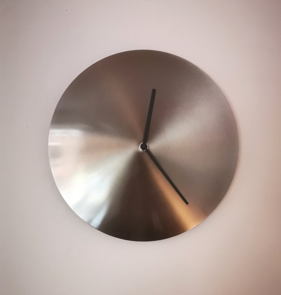 Vægur, Norm Wall Clock