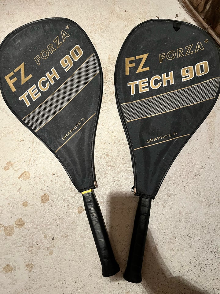 Tennisketsjer, Forza Tech 90