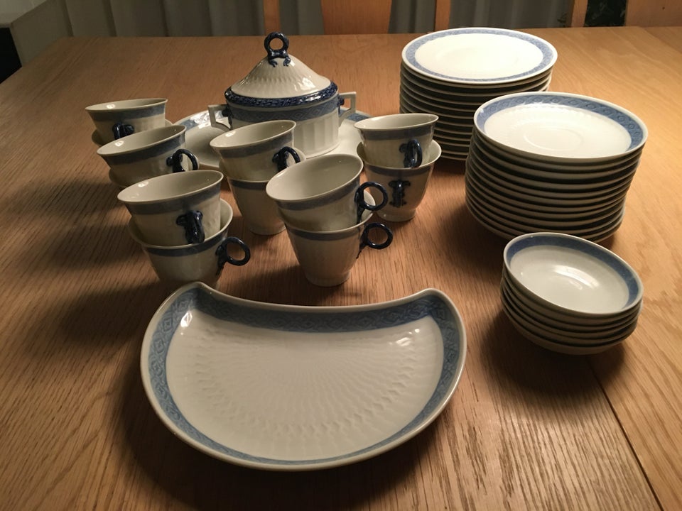 Porcelæn, Kaffestel Royal