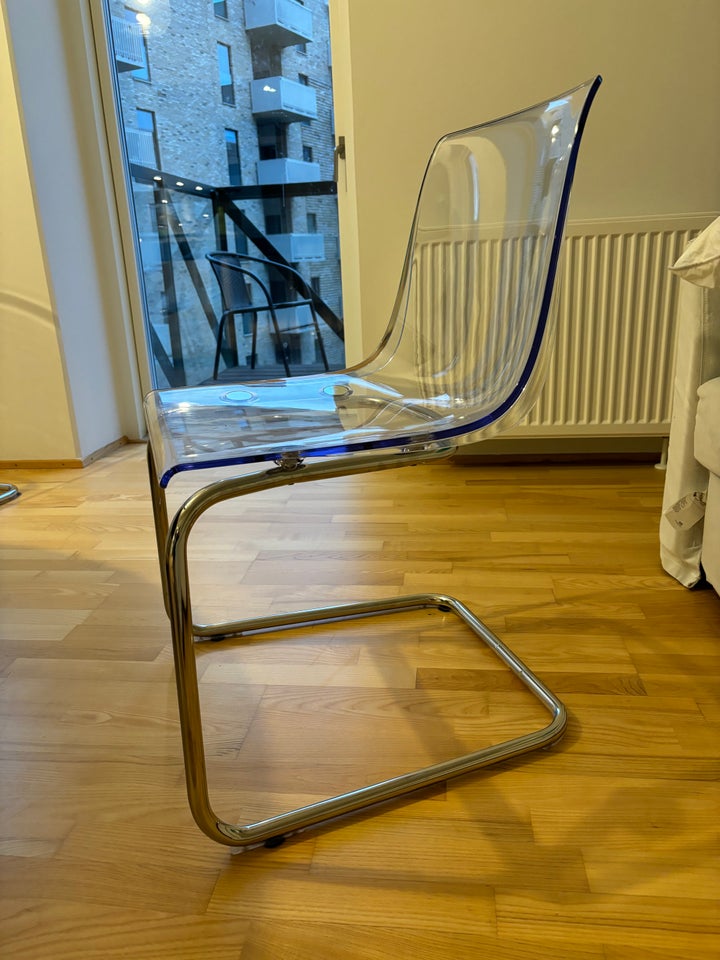 4 design chairs